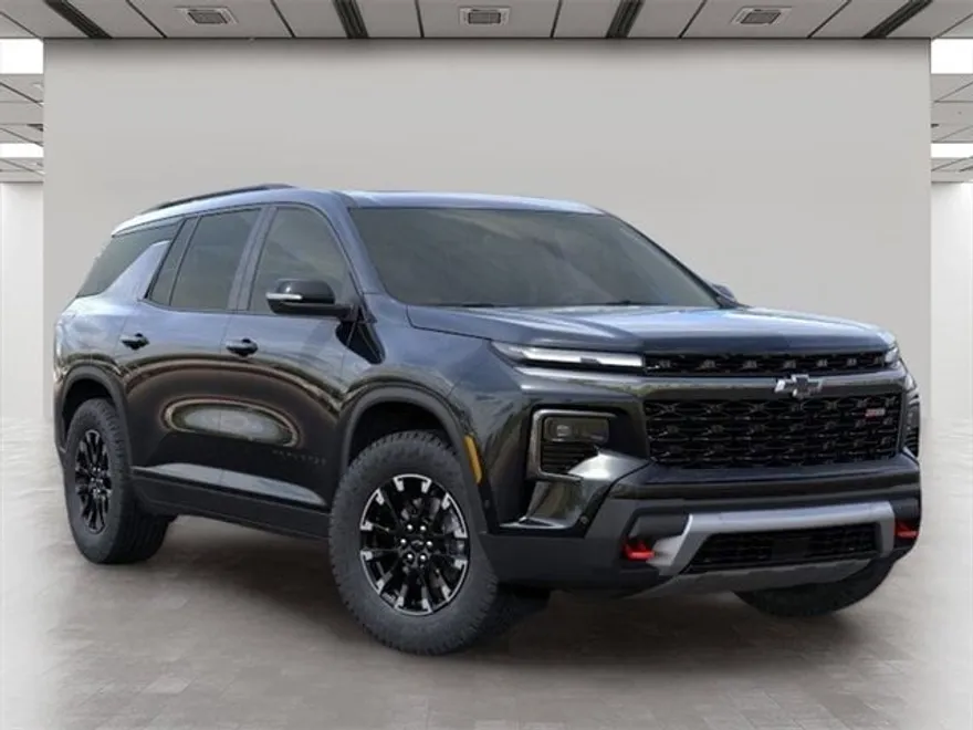 2026 Chevrolet Traverse Z71 photo 1