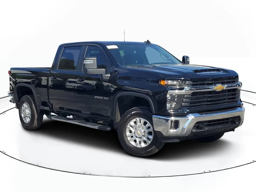 2025 Chevrolet Silverado 2500HD LT photo 1