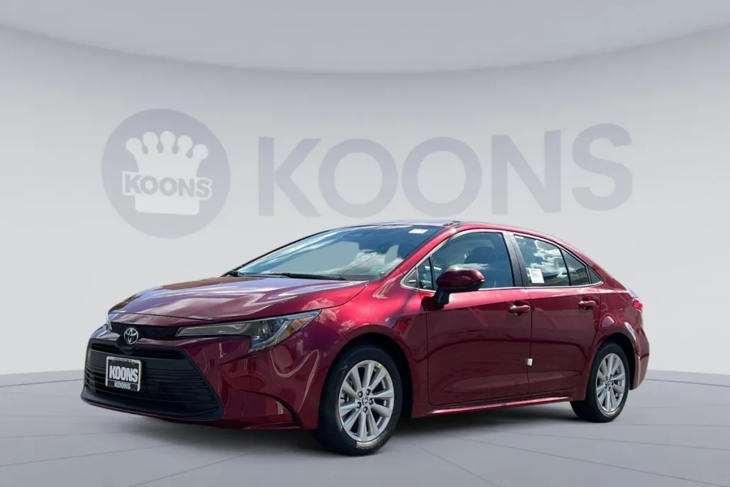 2026 Toyota Corolla LE photo 1