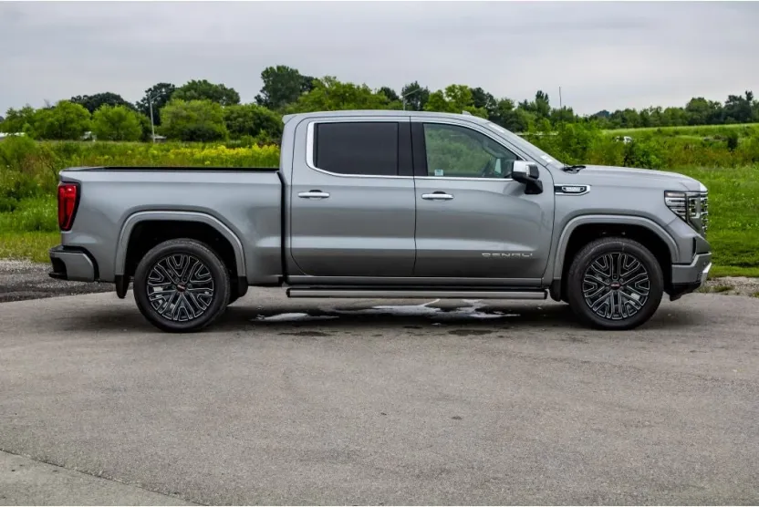 2026 Gmc Sierra 1500 Denali photo 1