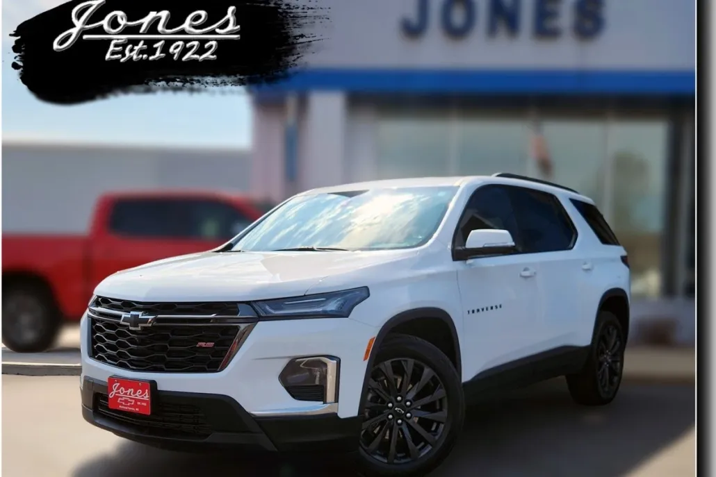 2023 Chevrolet Traverse RS photo 1