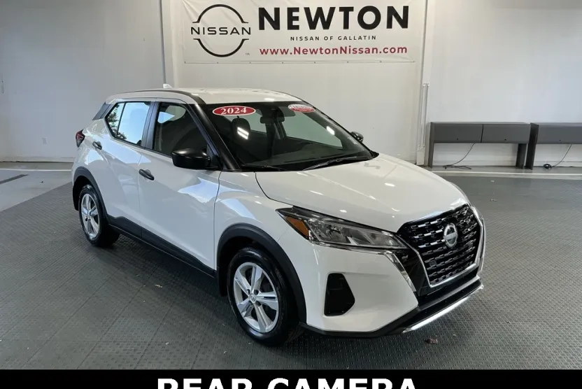2024 Nissan Kicks S photo 1