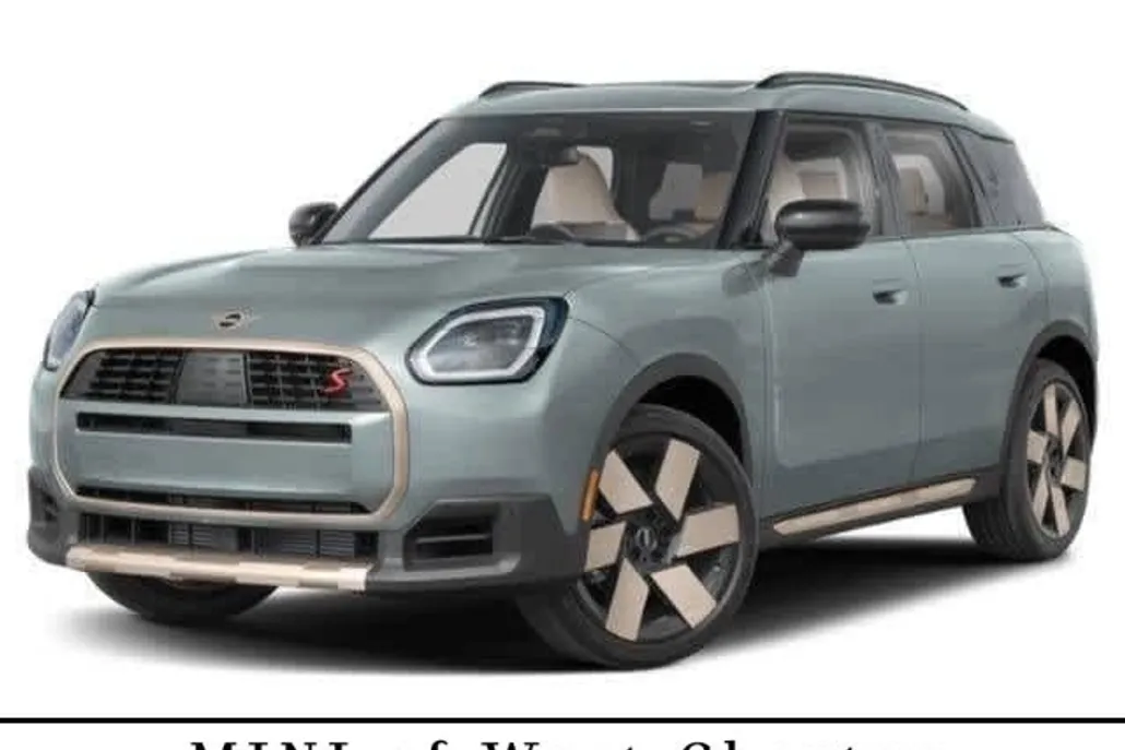 2025 Mini Cooper S ALL4 photo 1