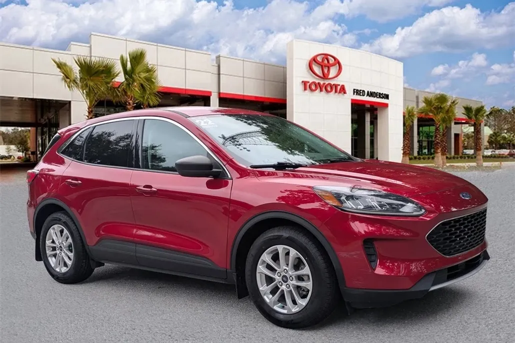 2022 Ford Escape SE photo 1