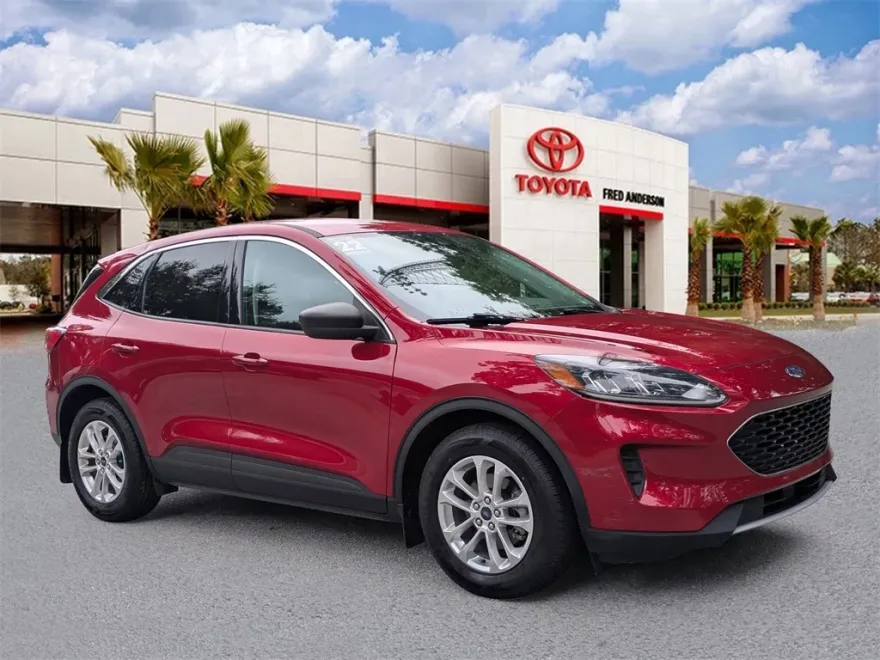 2022 Ford Escape SE photo 1