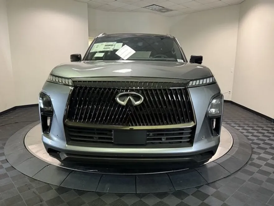 2026 Infiniti QX80 photo 1