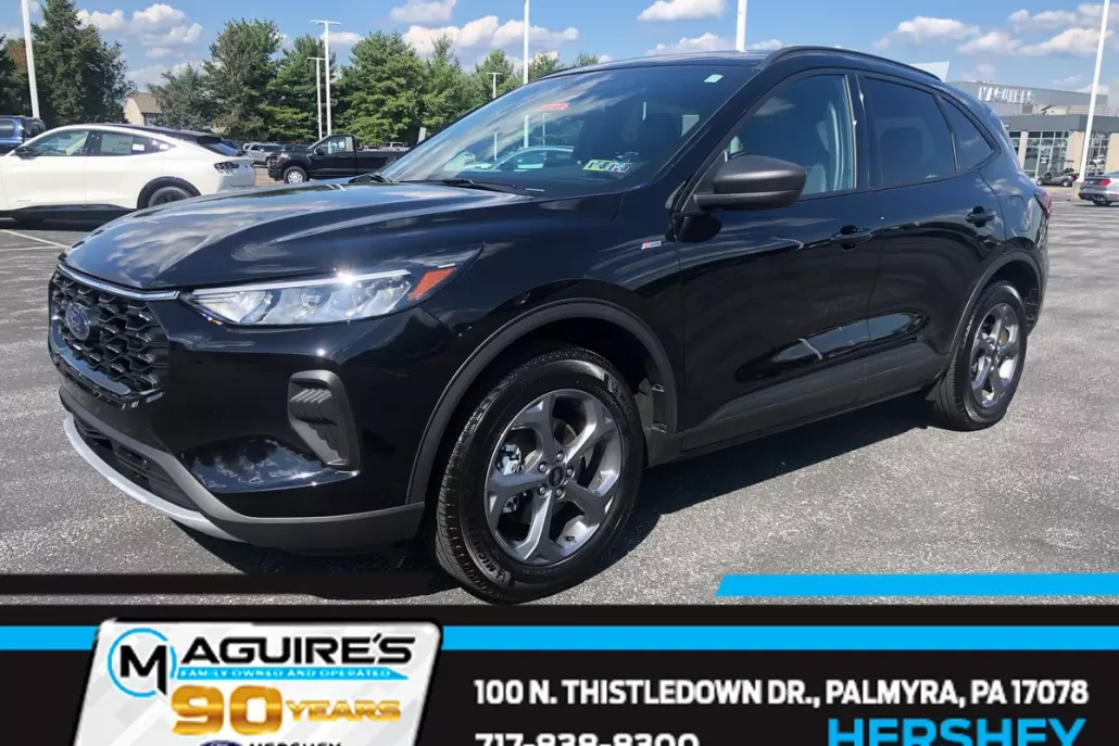 2025 Ford Escape ST-Line photo 1