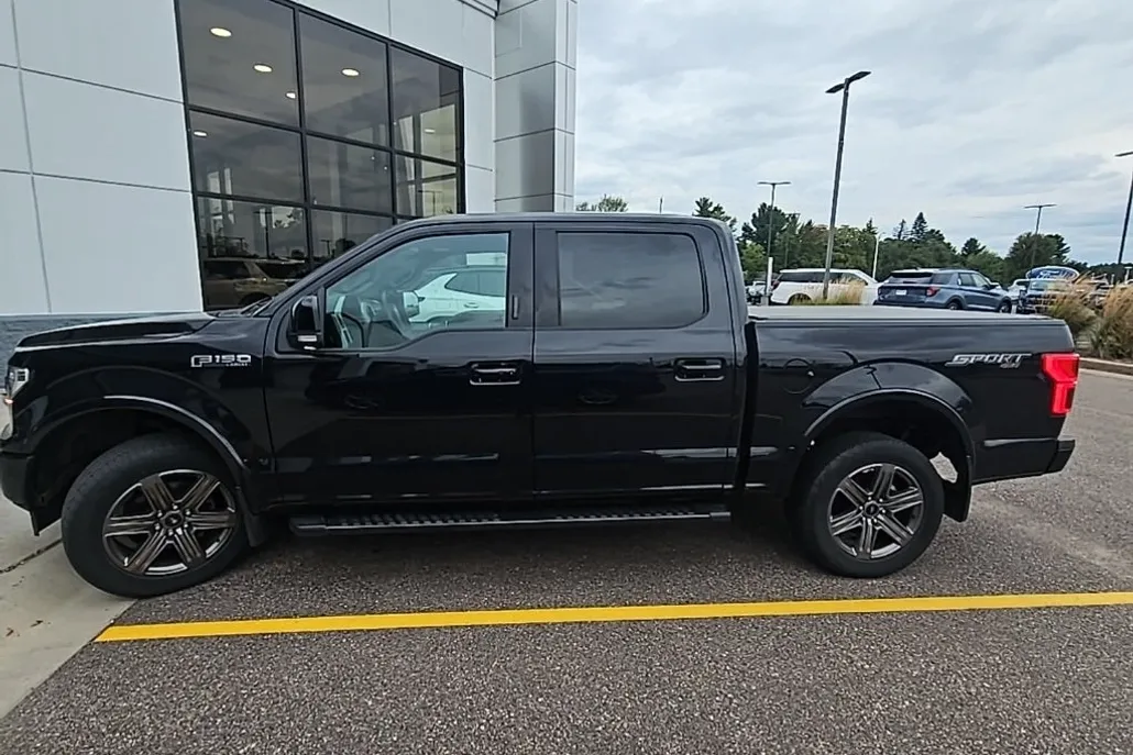 2020 Ford F-150 Lariat photo 1