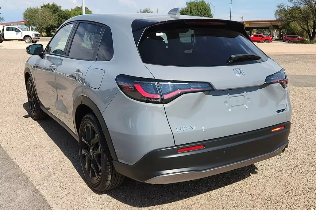 2025 Honda HR-V Sport photo 1