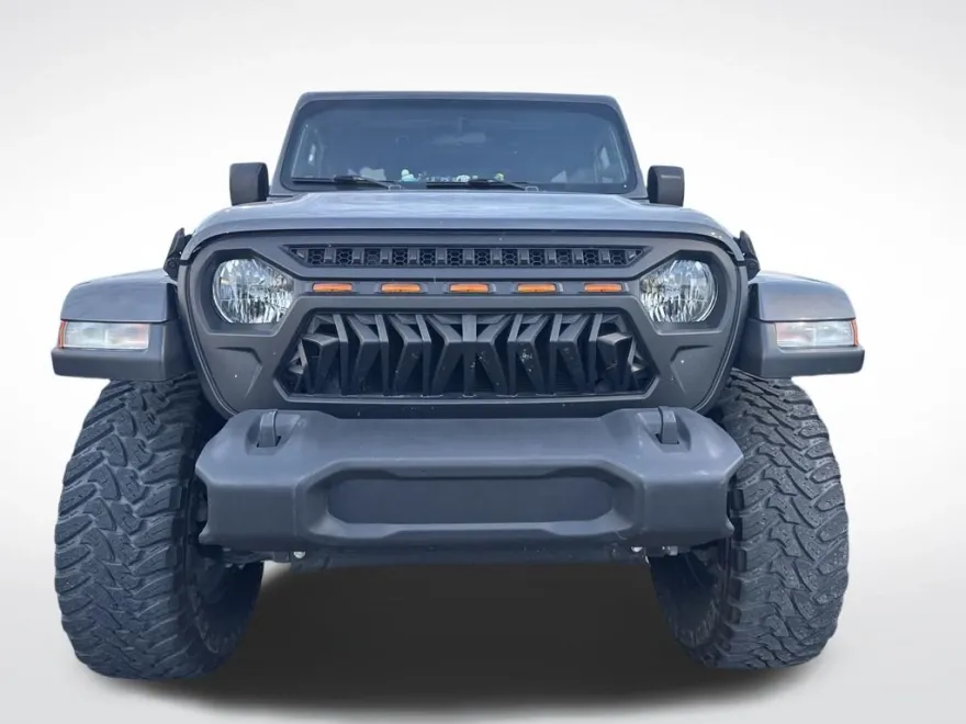 2021 Jeep Wrangler Unlimited Sahara photo 1
