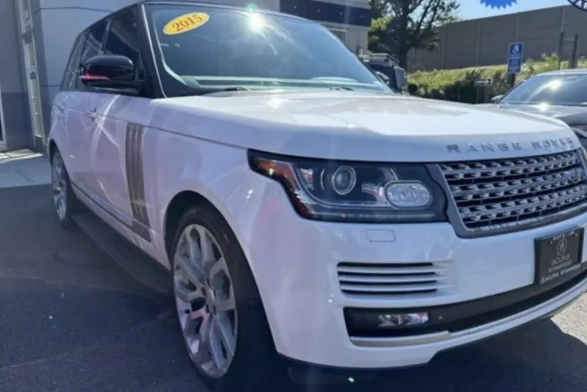 2015 Land Rover Range Rover SuperCharged photo 1