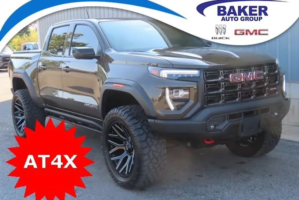 2024 Gmc Canyon AT4X photo 1