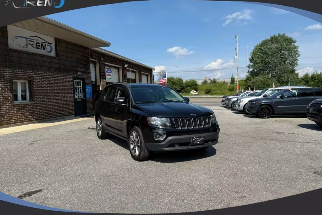 2017 Jeep Compass Sport photo 1
