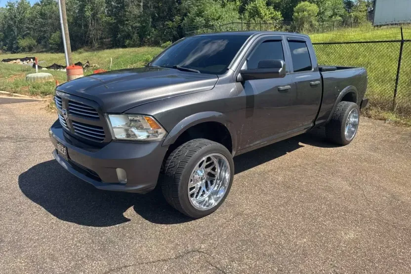 2014 Ram 1500 Express photo 1