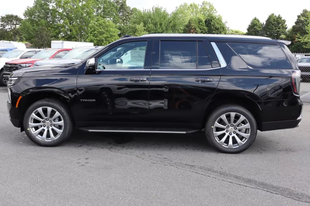 2025 Chevrolet Tahoe Premier photo 1