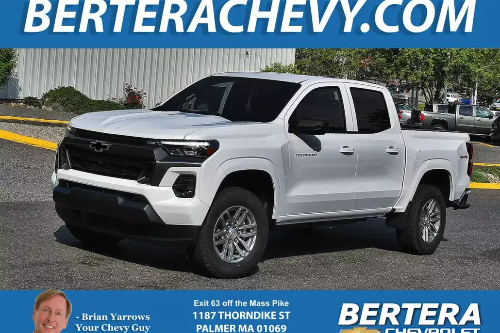 2025 Chevrolet Colorado Work Truck LT photo 1