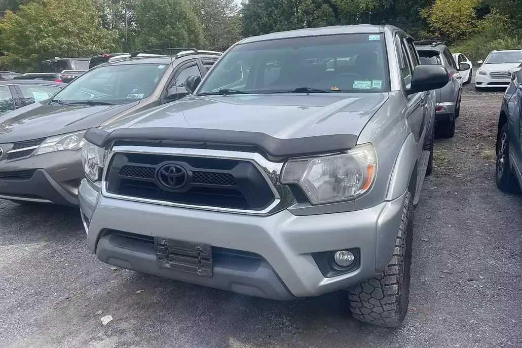 2014 Toyota Tacoma photo 1