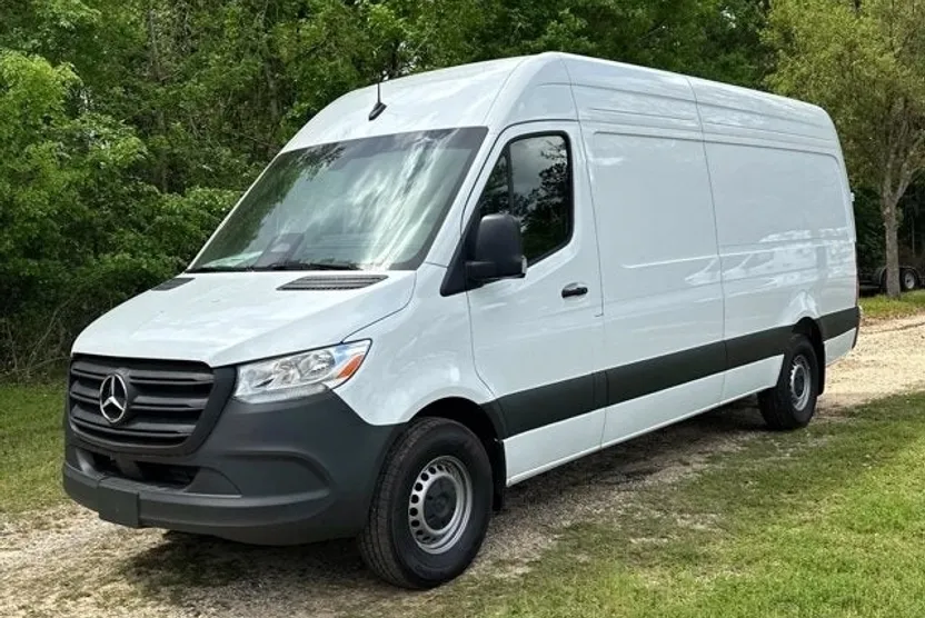 2025 Mercedes Benz Sprinter Cargo Van 2500 High Roof photo 1
