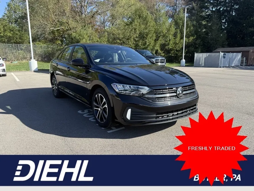 2024 Volkswagen Jetta 1.5T Sport photo 1