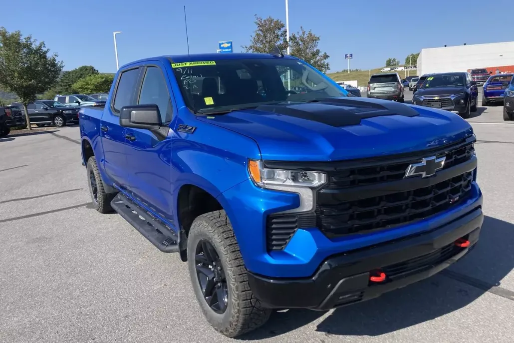2024 Chevrolet Silverado 1500 LT Trail Boss photo 1