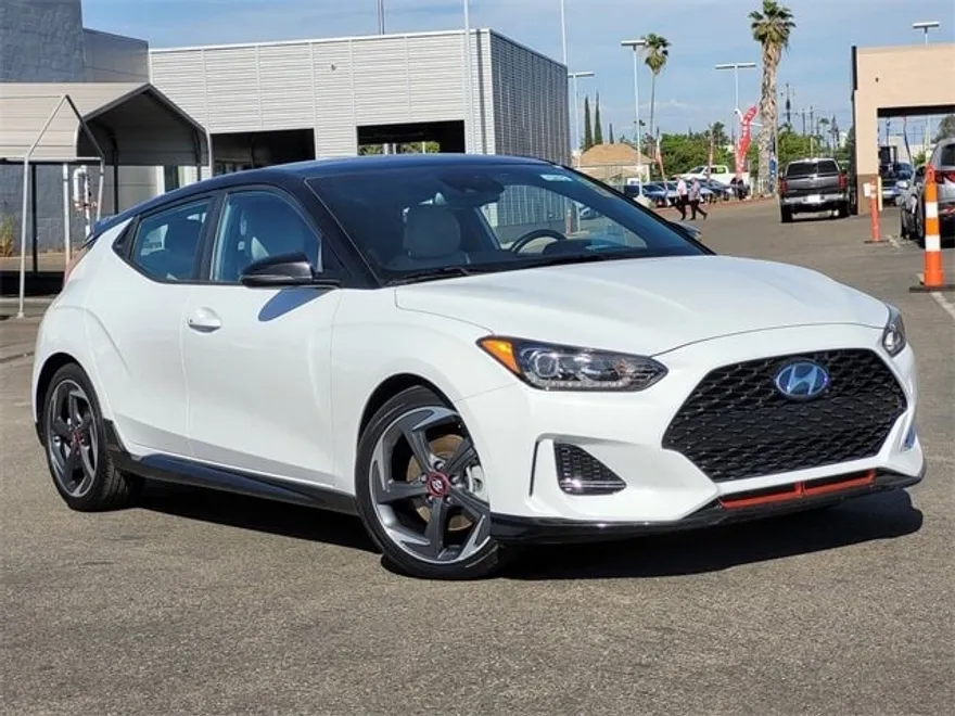 2020 Hyundai Veloster Turbo Ultimate photo 1