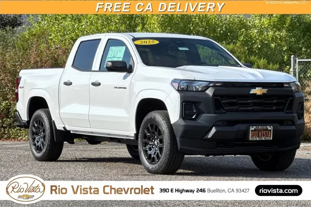 2025 Chevrolet Colorado LT photo 1