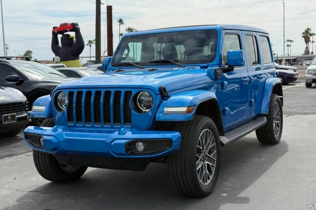 2022 Jeep Wrangler Unlimited High Altitude 4xe photo 1