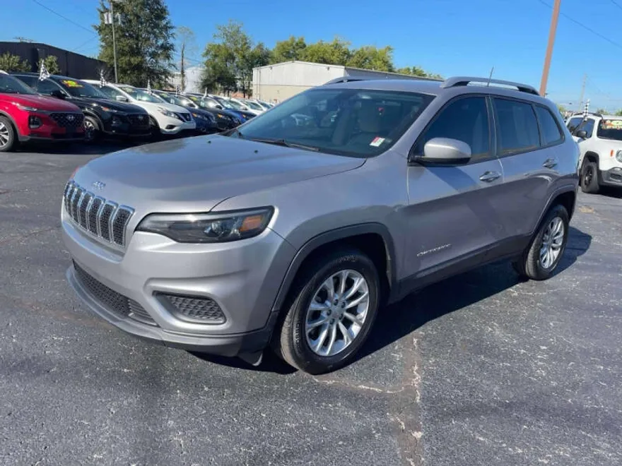 2020 Jeep Cherokee Latitude photo 1