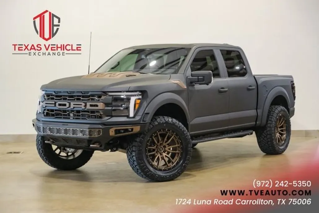 2025 Ford F-150 SVT Raptor photo 1
