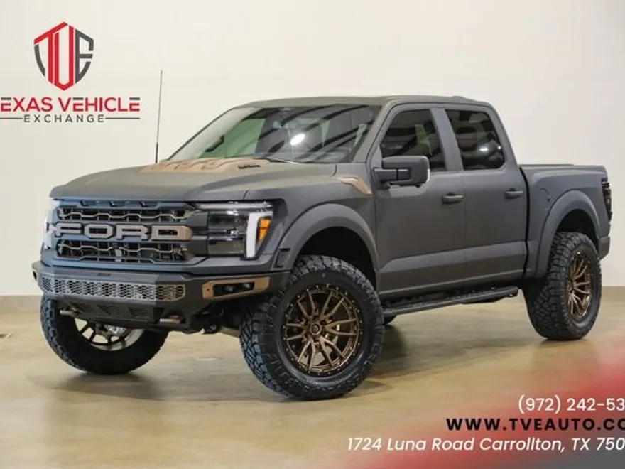 2025 Ford F-150 SVT Raptor photo 1