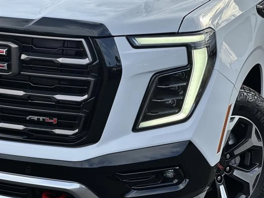 2026 Gmc Yukon XL AT4 Ultimate photo 1
