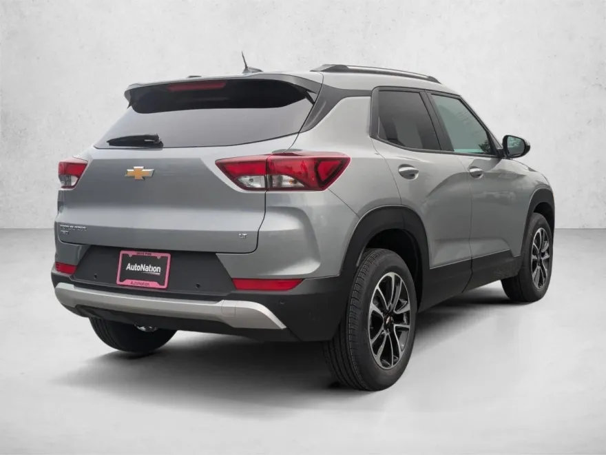 2026 Chevrolet Trailblazer LT photo 1