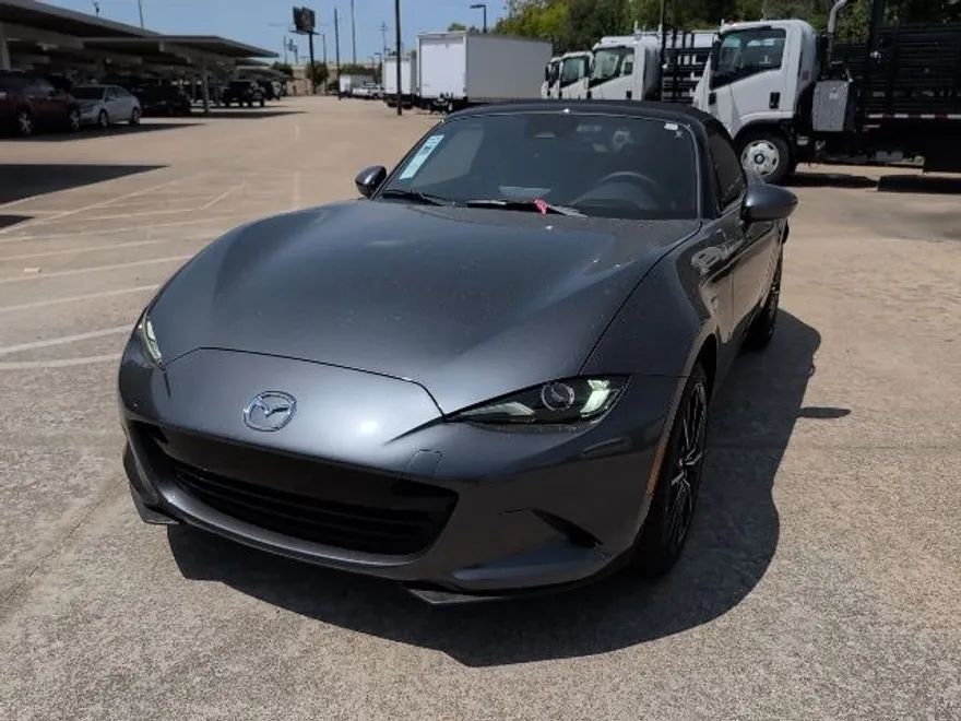 2025 Mazda MX-5 Miata Miata Grand Touring photo 1