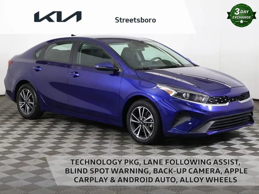 2023 Kia Forte LXS photo 1