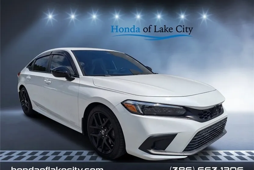 2022 Honda Civic Si photo 1