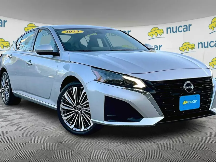 2023 Nissan Altima 2.5 SL photo 1