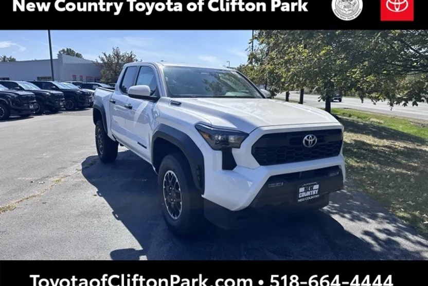 2025 Toyota Tacoma TRD Off-Road 4x4 Double Cab photo 1
