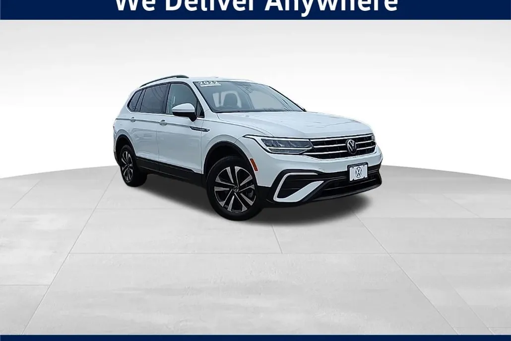 2022 Volkswagen Tiguan S photo 1