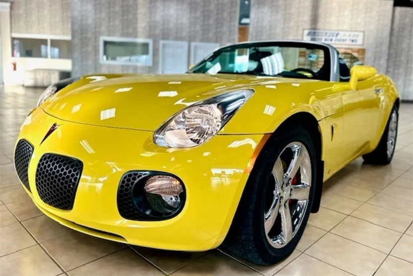 2007 Pontiac Solstice photo 1