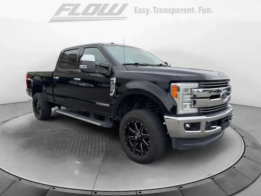 2018 Ford F-350 Lariat photo 1