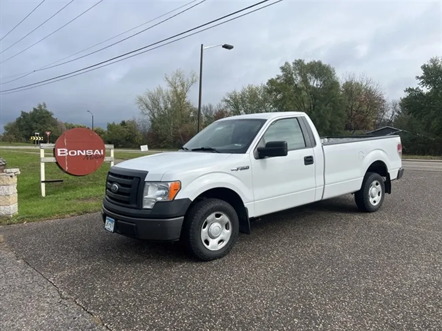 2009 Ford F-150 XL photo 1