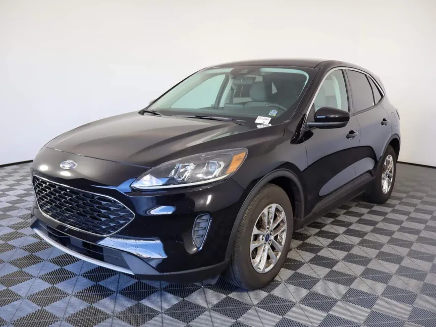 2021 Ford Escape SE photo 1
