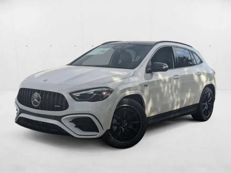 2026 Mercedes Benz GLA AMG 35 4MATIC photo 1