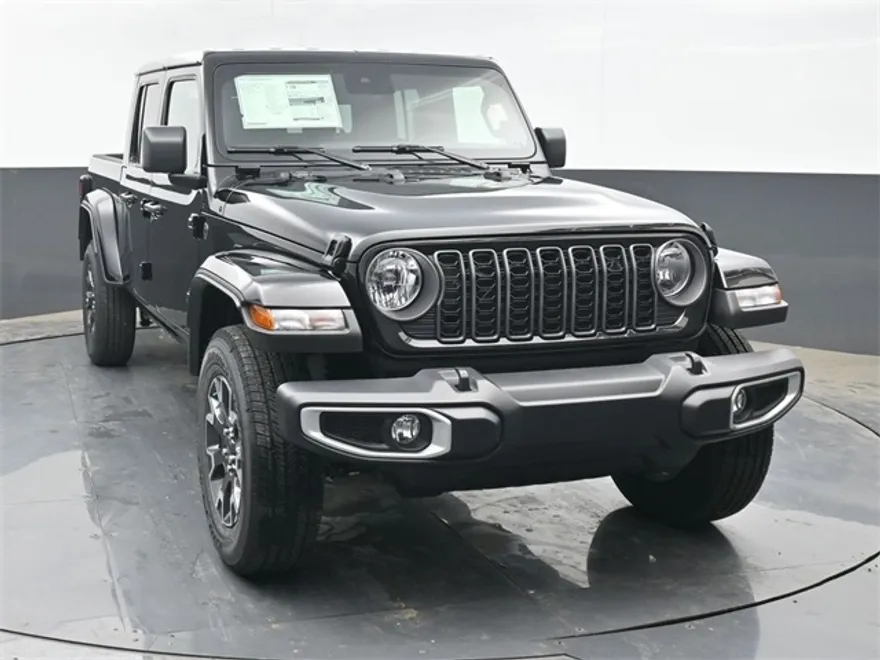 2025 Jeep Gladiator Sport photo 1