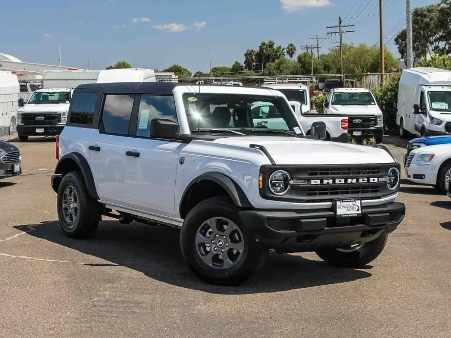 2025 Ford Bronco Big Bend photo 1