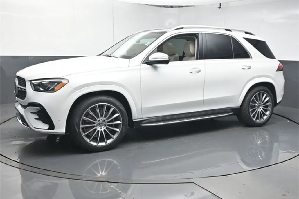 2026 Mercedes Benz GLE 450 4MATIC photo 1