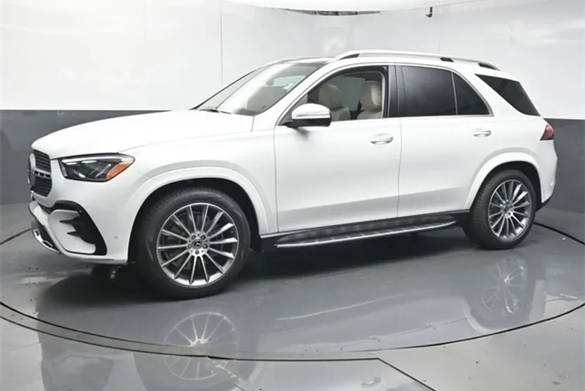 2026 Mercedes Benz GLE 450 4MATIC photo 1