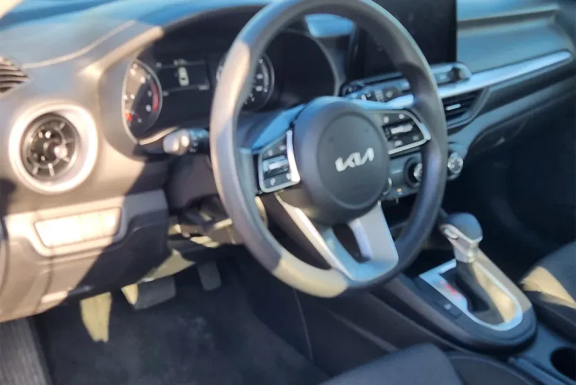 2024 Kia Forte LX photo 1