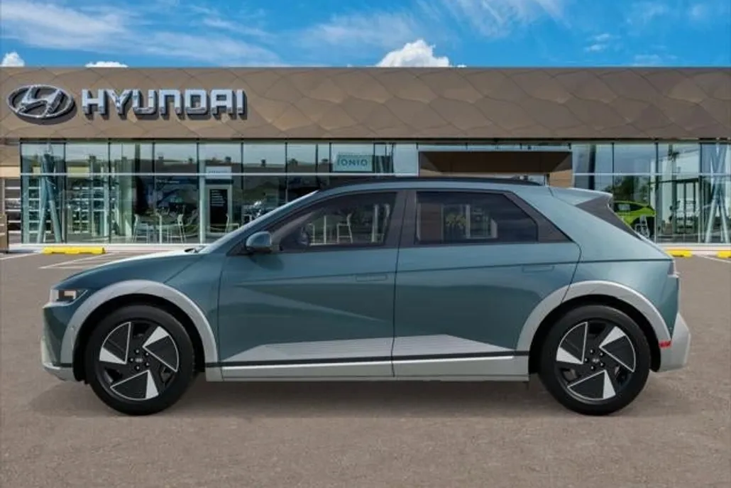 2025 Hyundai Ioniq 5 Limited photo 1