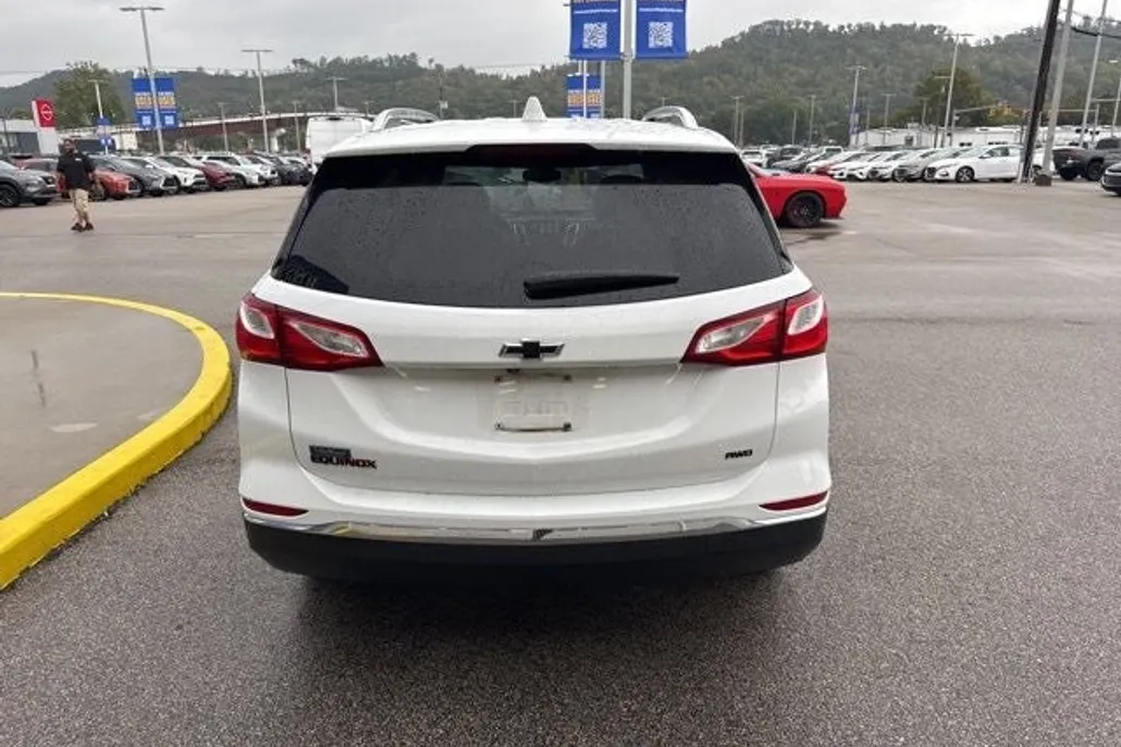2021 Chevrolet Equinox Premier photo 1